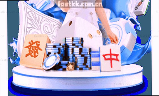 用户手持卡片，指尖轻触卡片边缘，屏幕微亮，笑容自然。